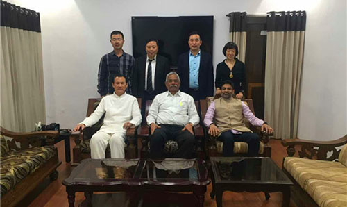 彭措校长受邀参访印度希文王子